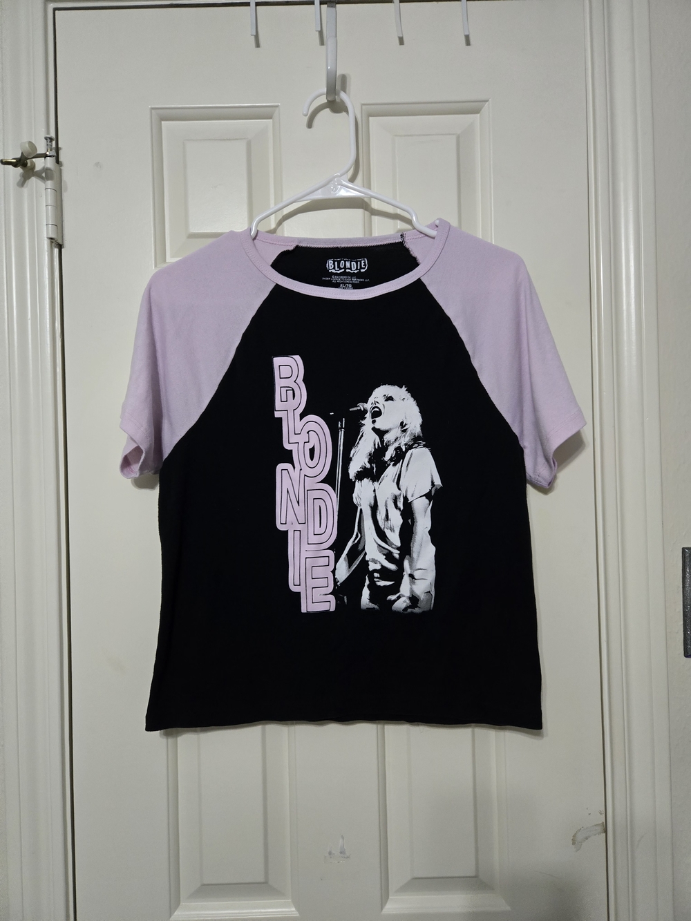 Blondie Raglan Graphic Tee - Black with Light Pink Sleeves